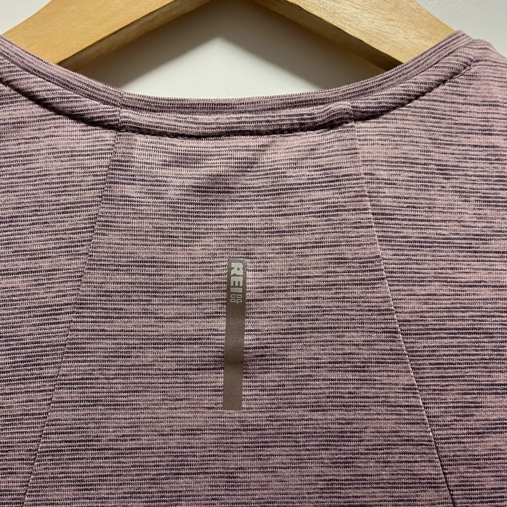 REI Women’s Purple Lightweight Hiking Long Sleeve Shirt Size XS - Picture 6 of 7
